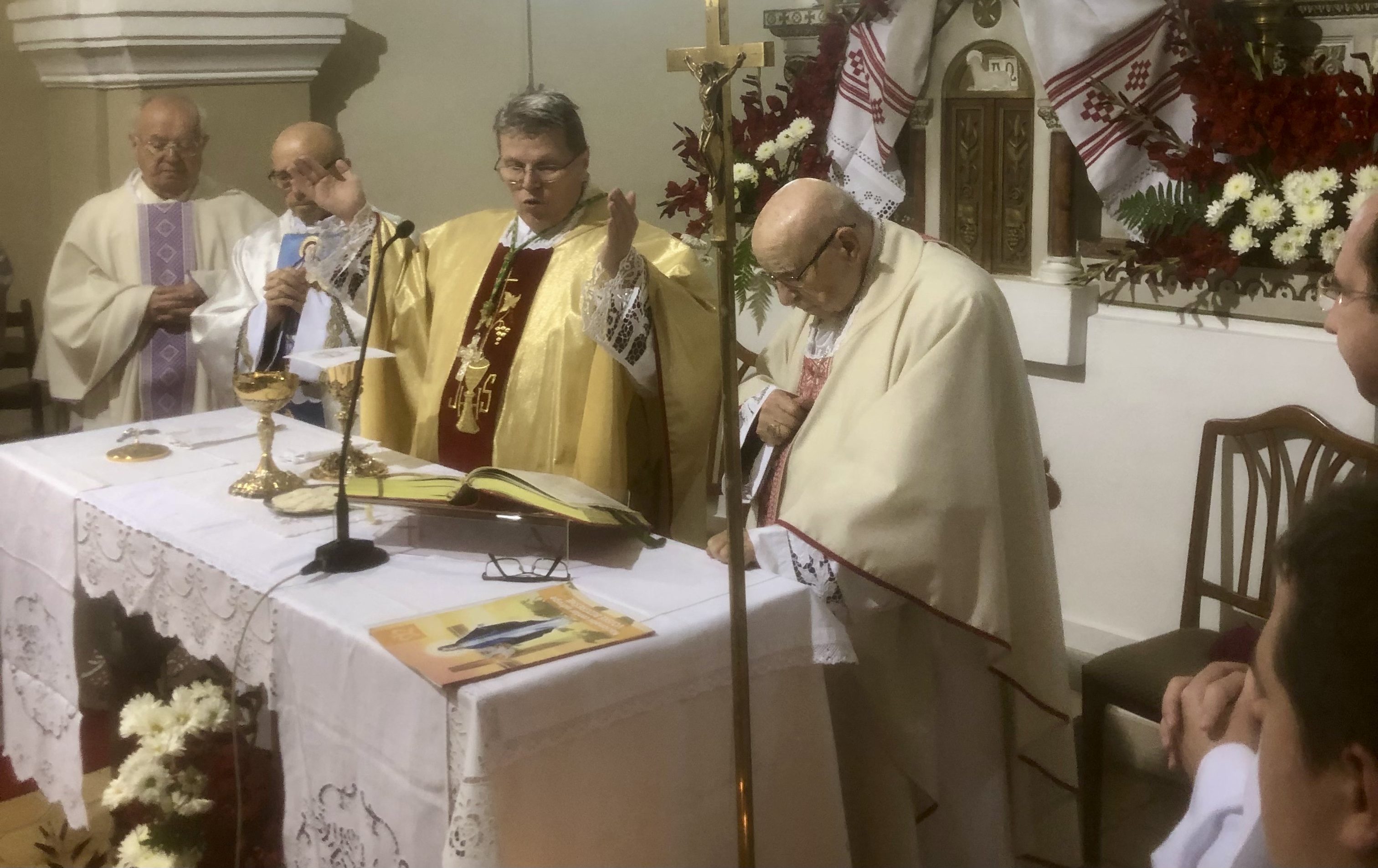 Nadbiskup Đuro Hranić blagoslovio obnovljenu crkvu u Rakitovici