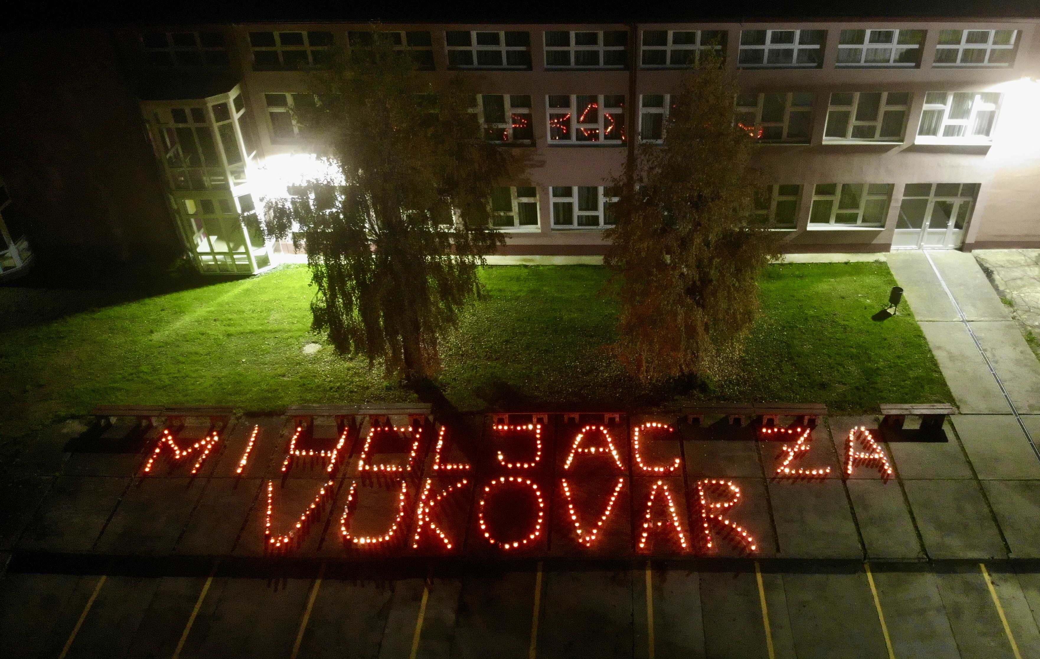400 lampiona za Vukovar