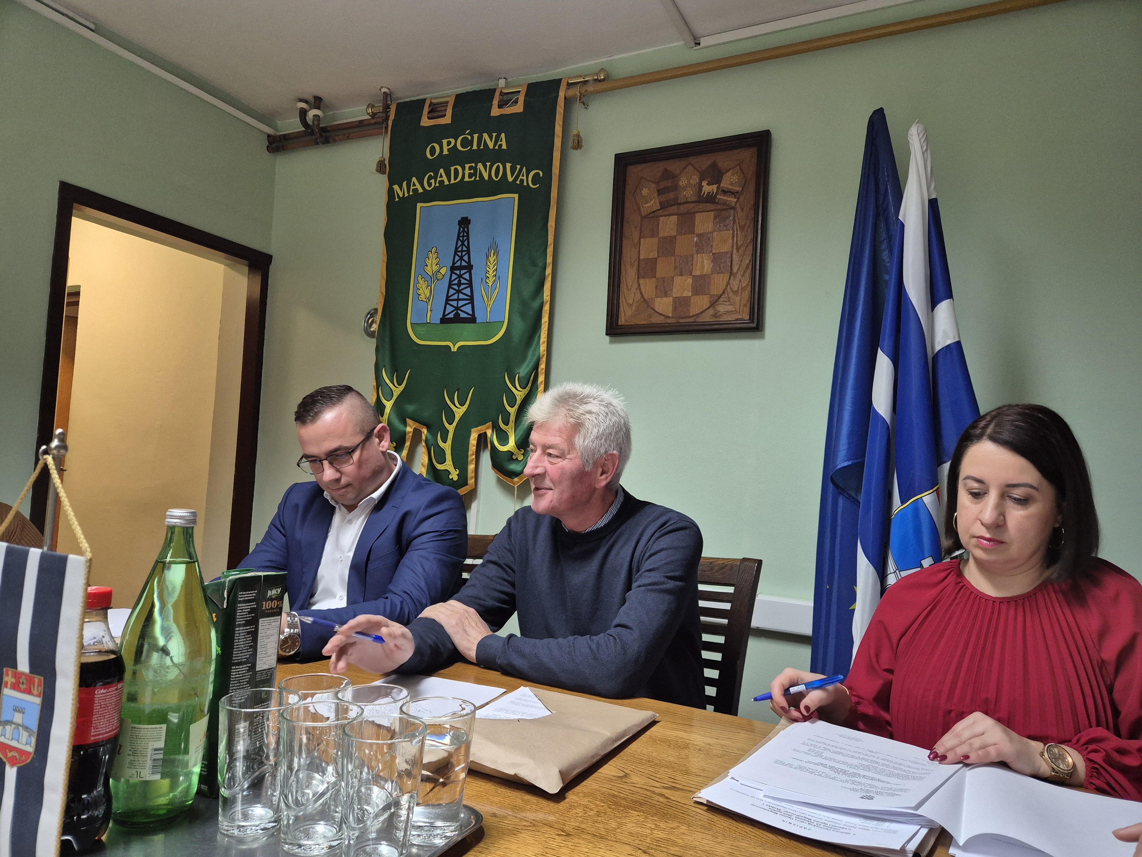 5. sjednica Općinskog vijeća Općine Magadenovac: rebalans proračuna, zaduženje za poslovnu zonu i proračun za 2026. godinu