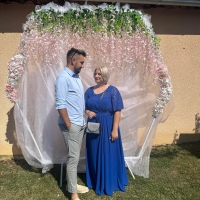 ​Sutra od 13:00 sati, emisija ''Čestitke i pozdravi'' posvećena je mladencima Klari i Andreju